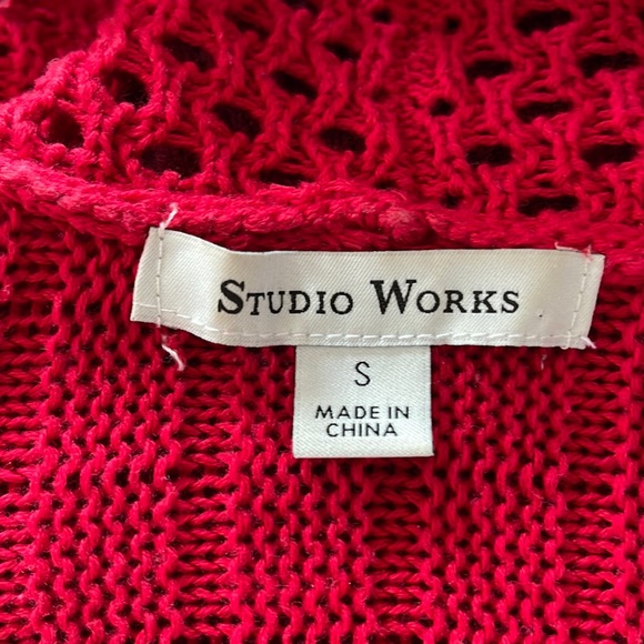 Sweater - Picture 2 of 3